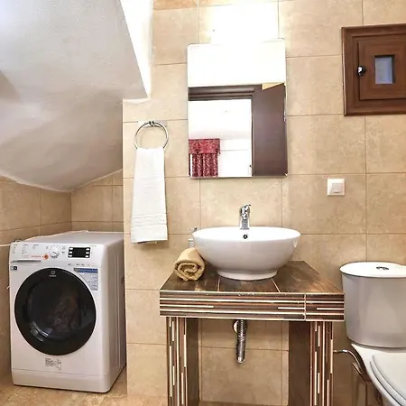 度假居 Earthy Boutique Luxurious House -marble Luxury House 帕利乌里翁